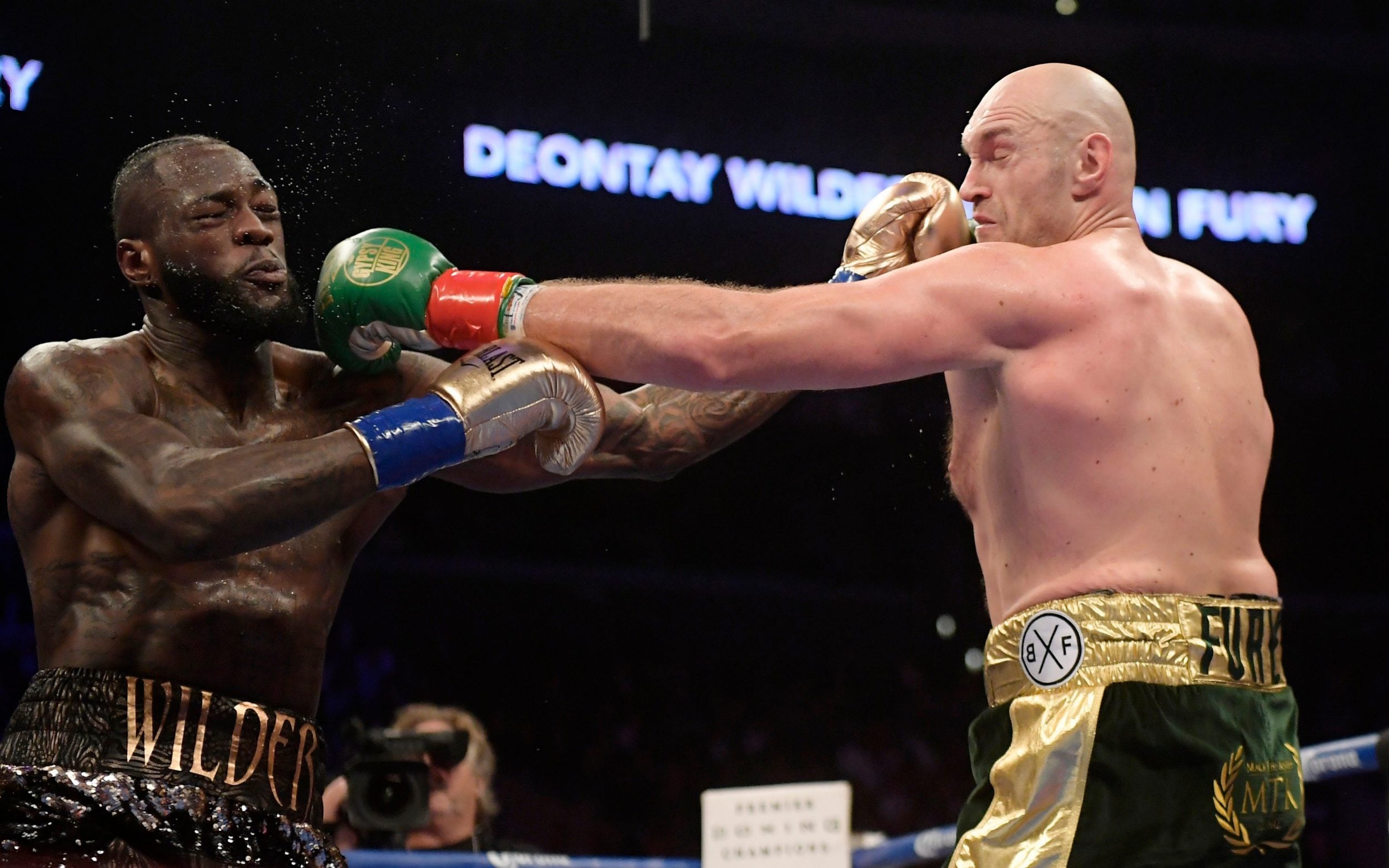 Tyson Fury vs. Deontay Wilder (With Statistics Breakdown)